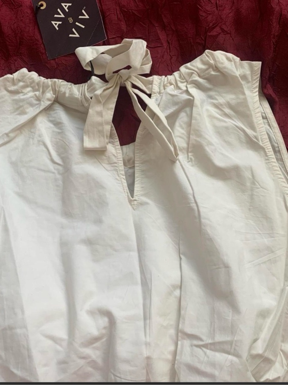 White Eyelet Hem Sleeveless Cotton Dress - Picture 4 of 4
